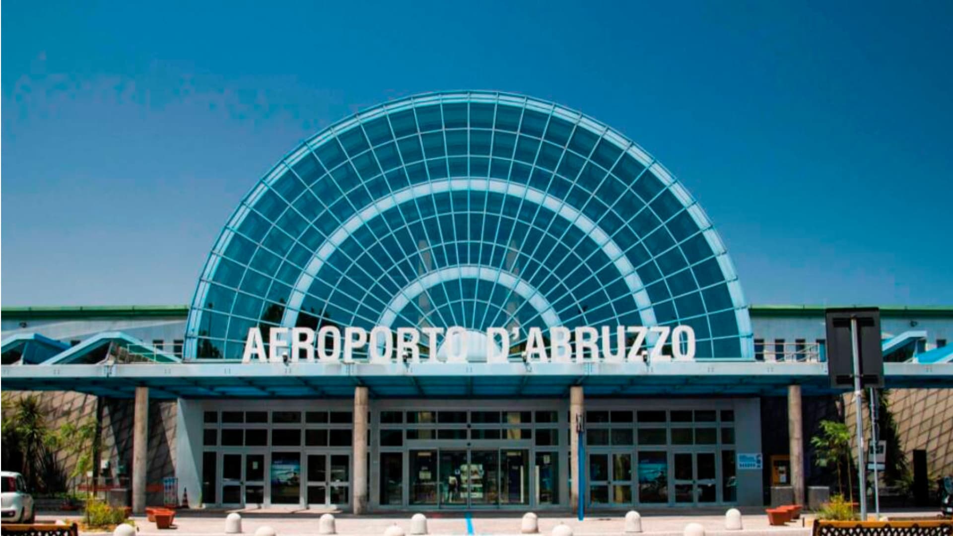 Aeroporto d’Abruzzo, i numeri: a maggio e giugno 30% dei passeggeri in più rispetto al 2025