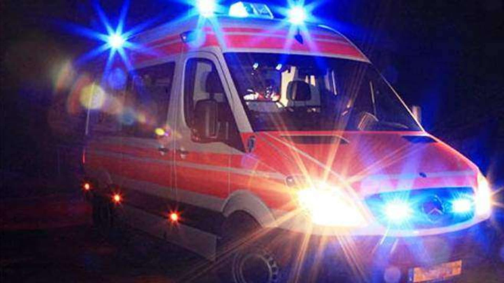 Alba Adriatica, notte da incubo: otto coma etilici in discoteca, tre dei giovani soccorsi sono minorenni
